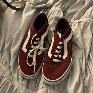 Women size 6 maroon vans